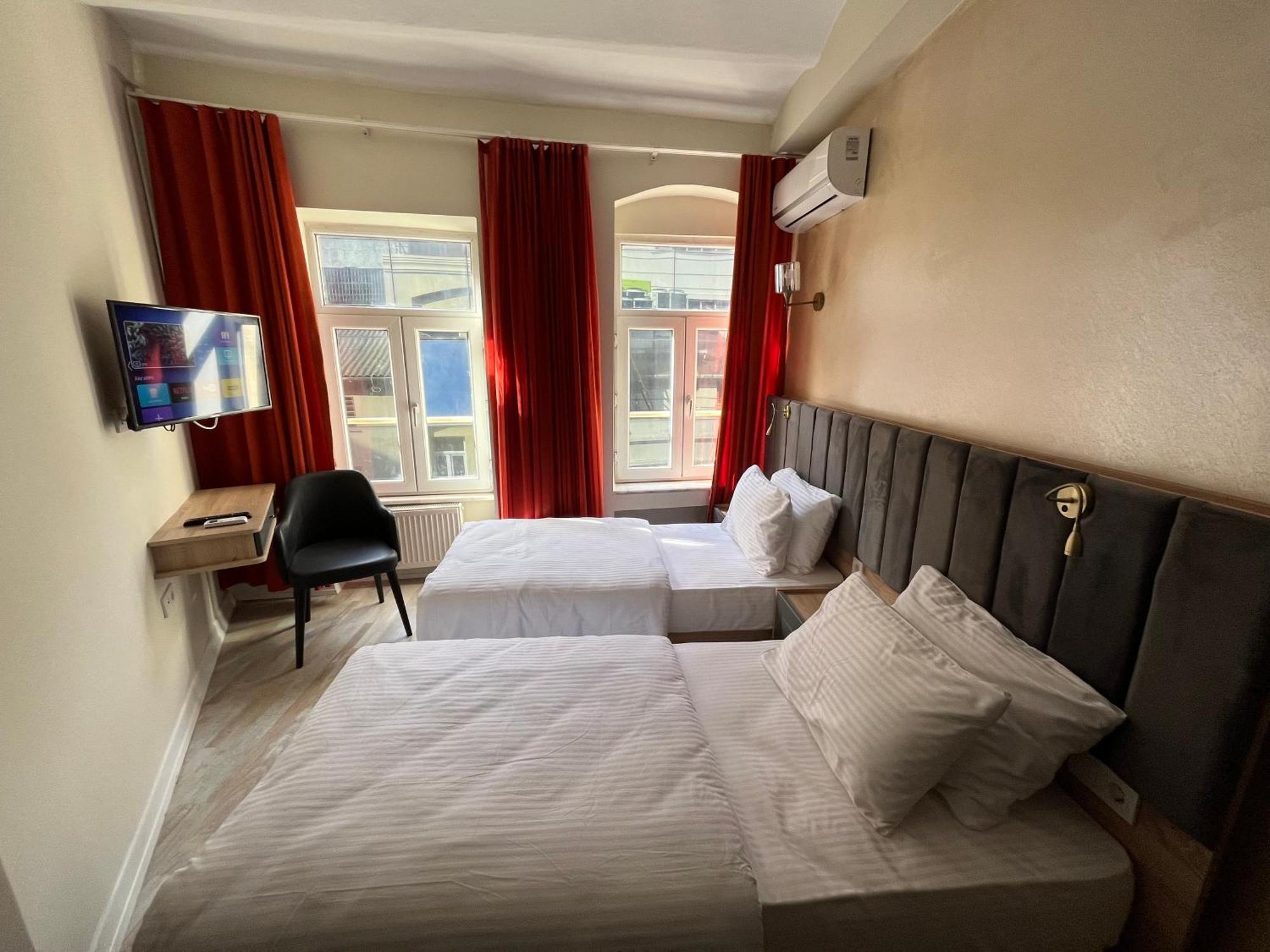 Genoa Port Hotel Istanbul Exterior foto